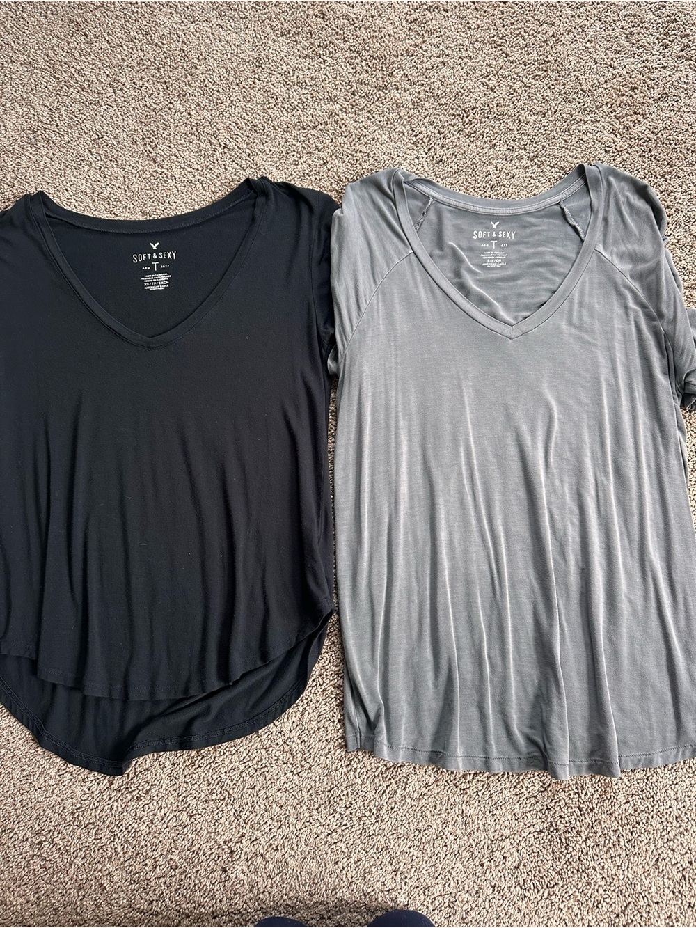 American Eagle Outfitters Soft & Sexy V-Neck Tee Duo - Black & Gray